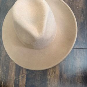 Banana Republic Classic Tan Hat